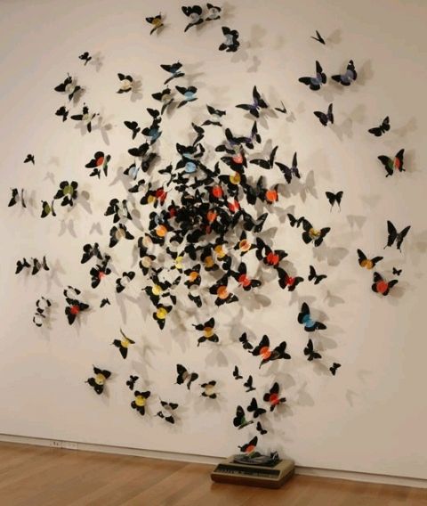 Aplicações de discos de vinil na decoração de festas temáticas retrô