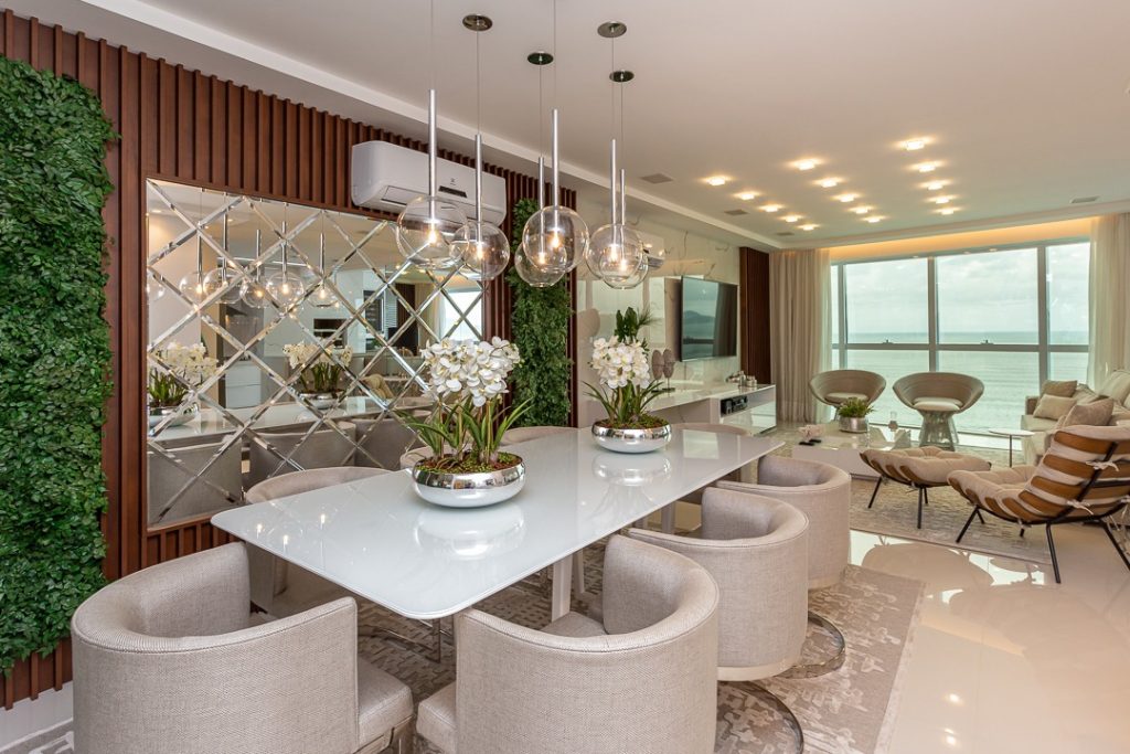 quanto custa um espelho decorativo grande para sala de jantar