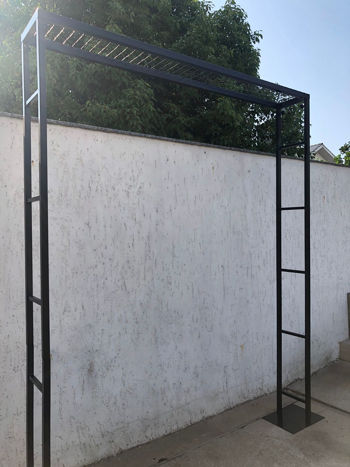 como fazer arte de parede com estrutura de ferro