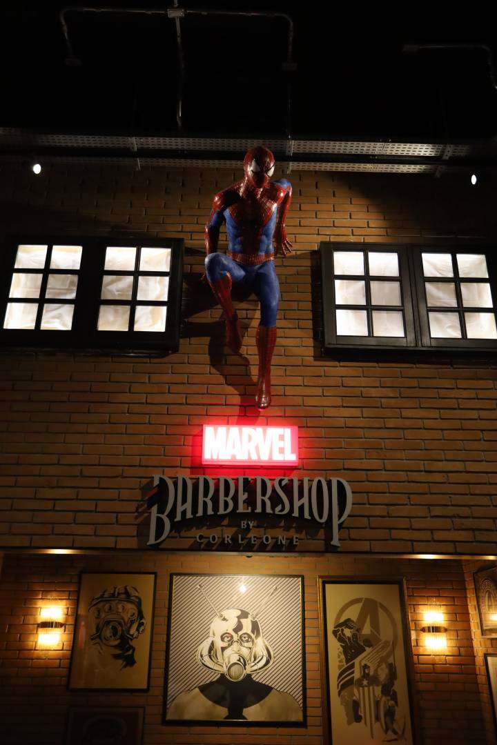 erros comuns ao projetar fachada de barbearia