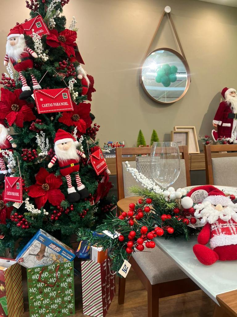 5 ideias de títulos:
1. Transforme sua Casa: Guia Completo de Decoração na Ferreira Costa
2. Iluminação que Inspira: Dicas e Produtos para um Ambiente Aconchegante
3. Móveis e Organização: Soluções Práticas para um Lar Mais Funcional
4. Promoções Imperdíveis: Renove sua Decoração com Descontos Incríveis
5. Detalhes que Fazem a Diferença: Enfeites e Acessórios para Personalizar seu Espaço