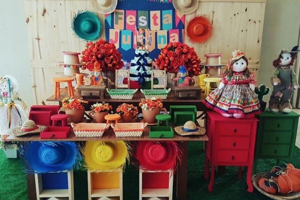 Decoração de Festa Junina para Escolas e Grandes Eventos