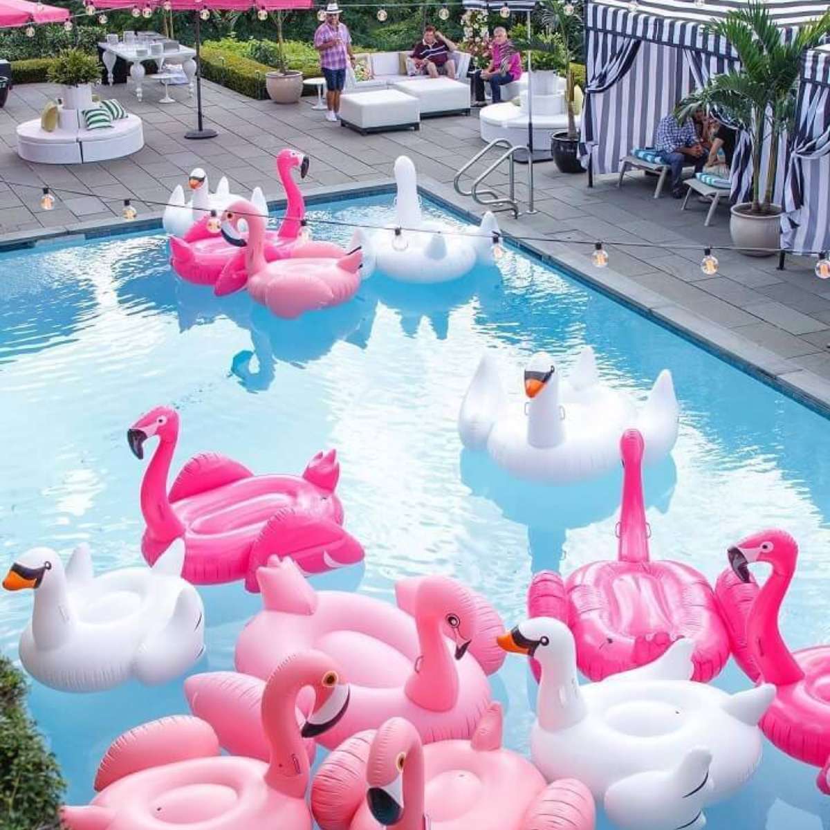 Decoração com Balões para Festa na Piscina: Dicas e Inspirações