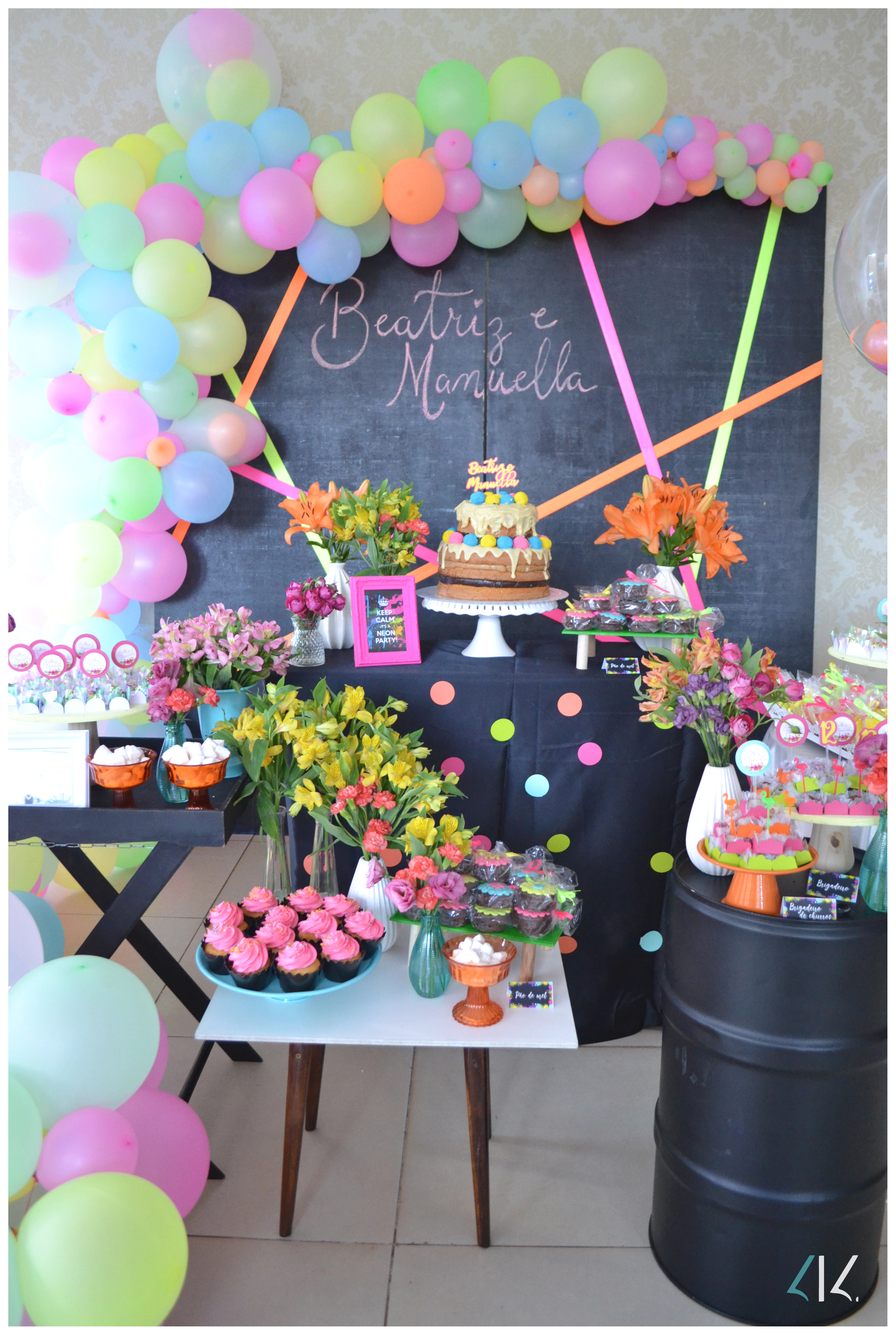 festa neon decoração