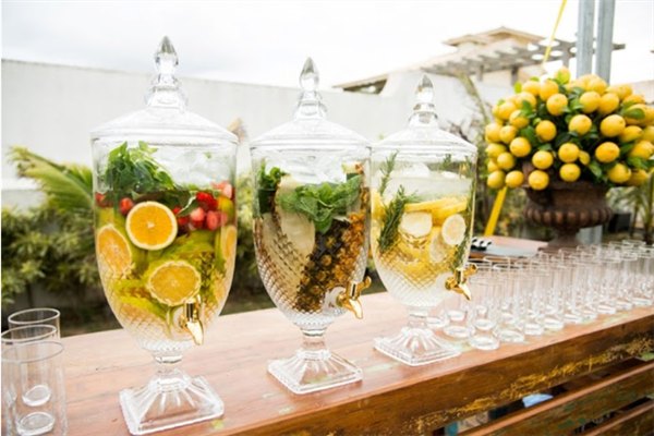 festa tropical decoração