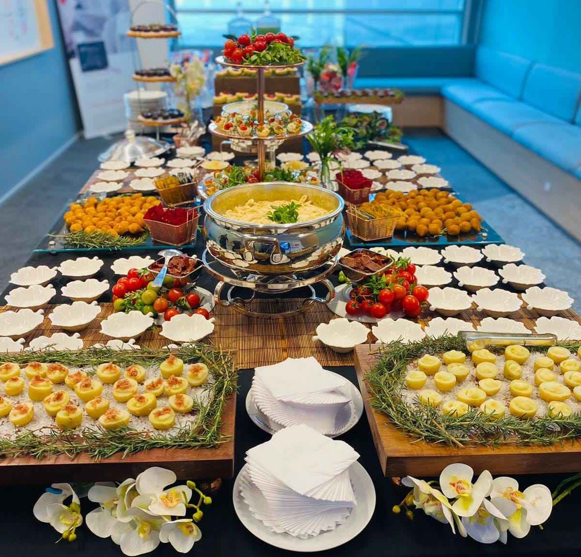 decoração de mesa confraternização empresa