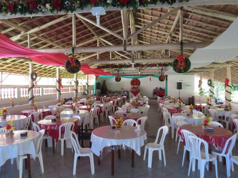 final decoração de confraternização de empresa