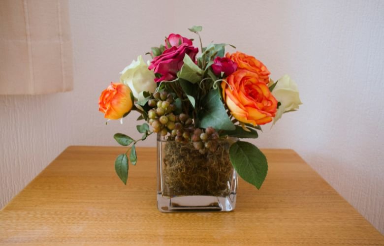 Guia Completo de Arranjos Modernos com Flores Artificiais