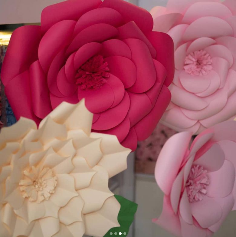 Flores de Papel para Casamento: Elegância e Economia na Decoração