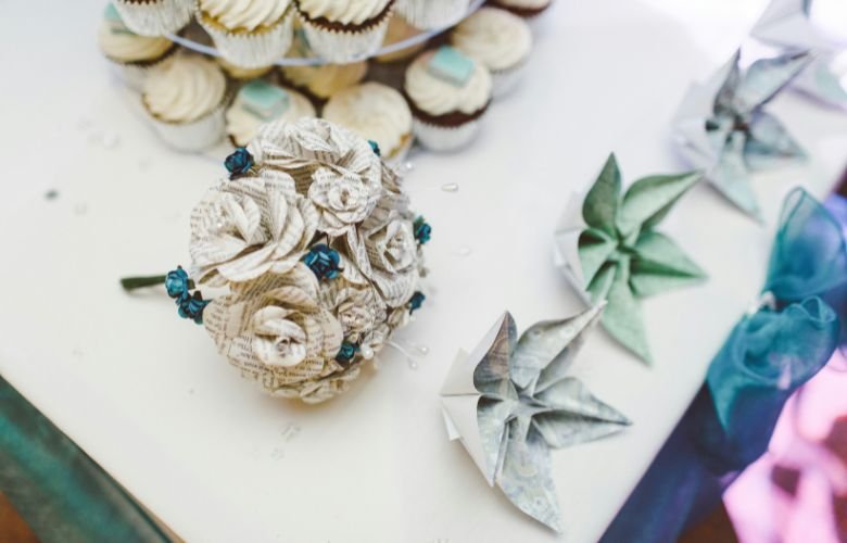 flores de papel para decoração