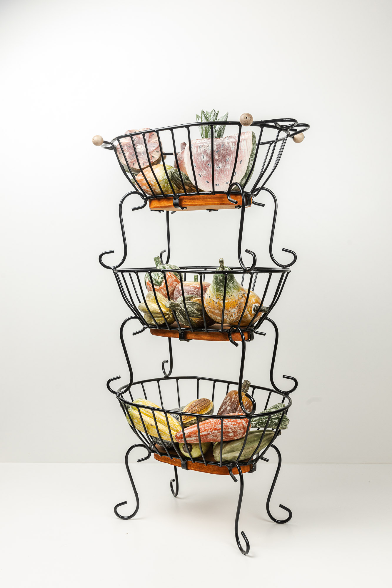 Fruteira de chão rústico sofisticado