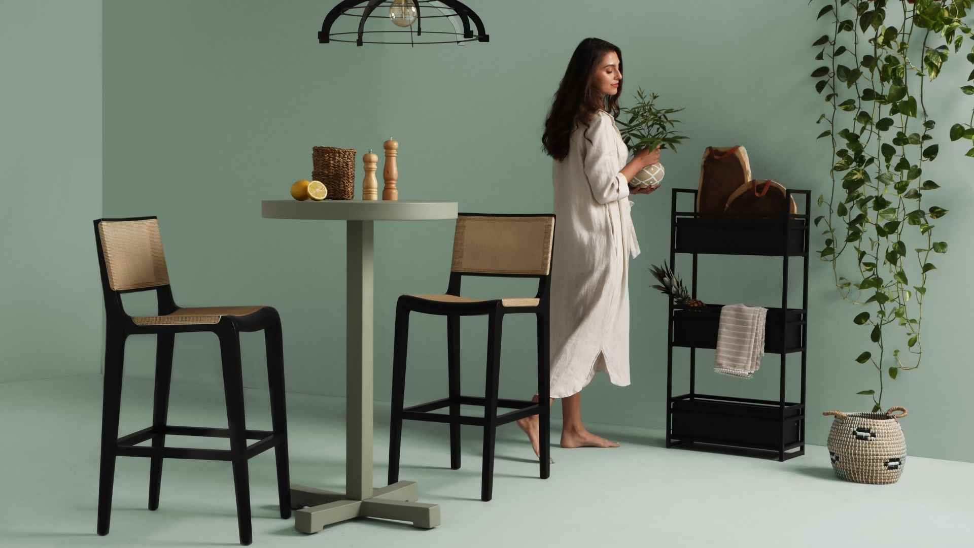 Fruteira de chão de madeira nobre