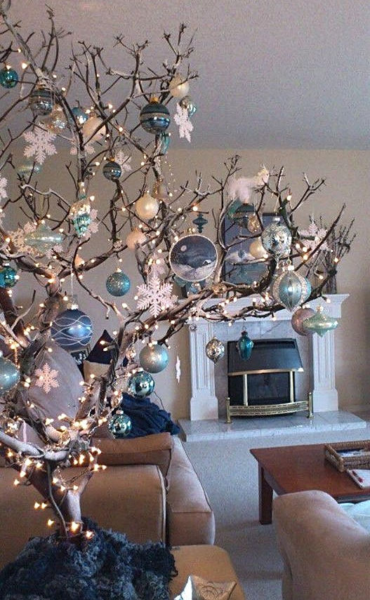 luminária de chão com galhos DIY