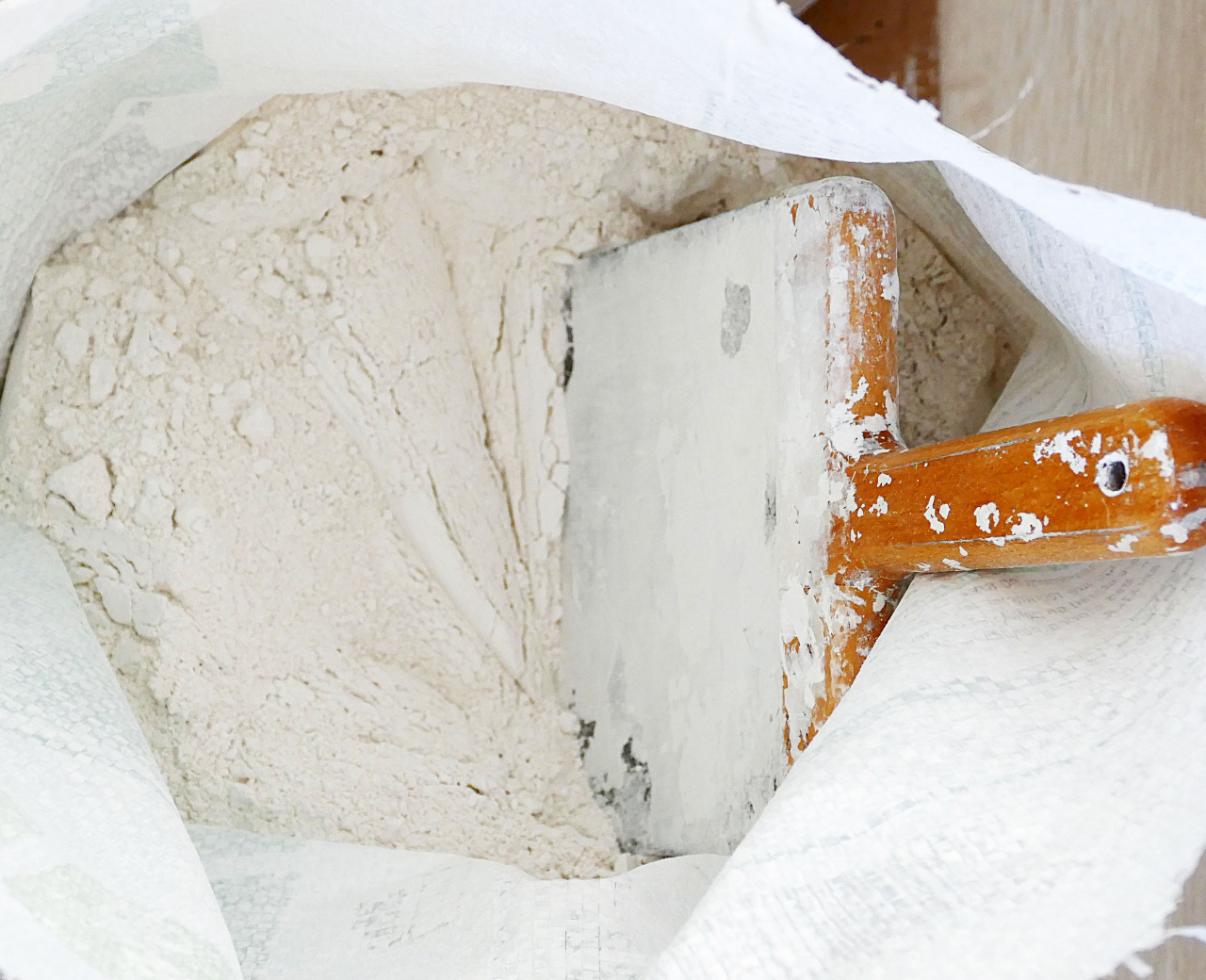 Gesso Cola: Aplicações e Vantagens na Sua Obra