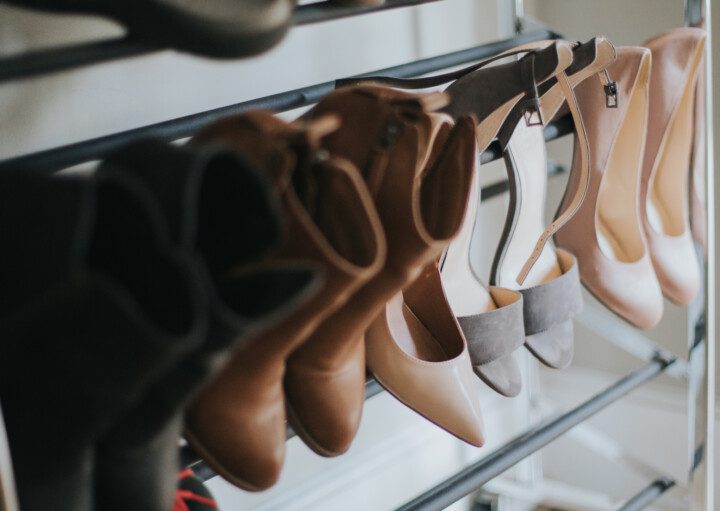 organização de sapatos no closet