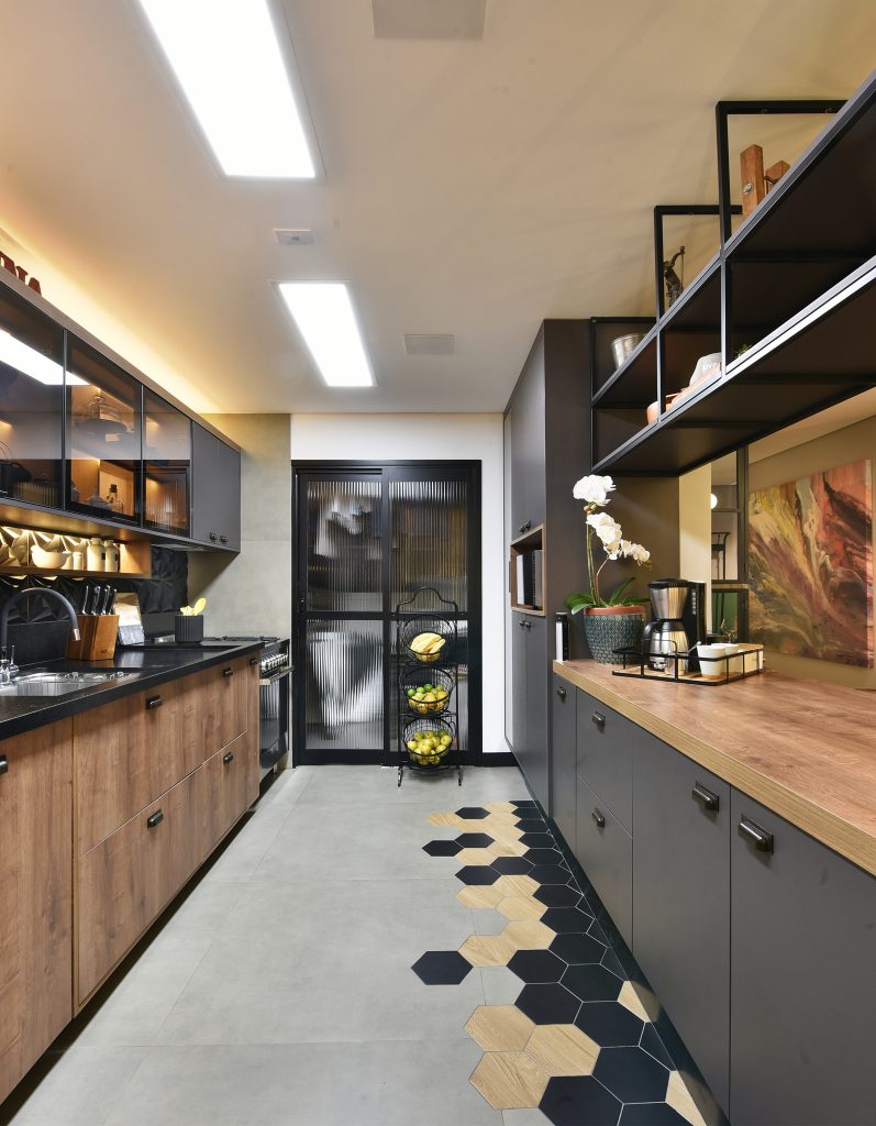 cozinha preta minimalista