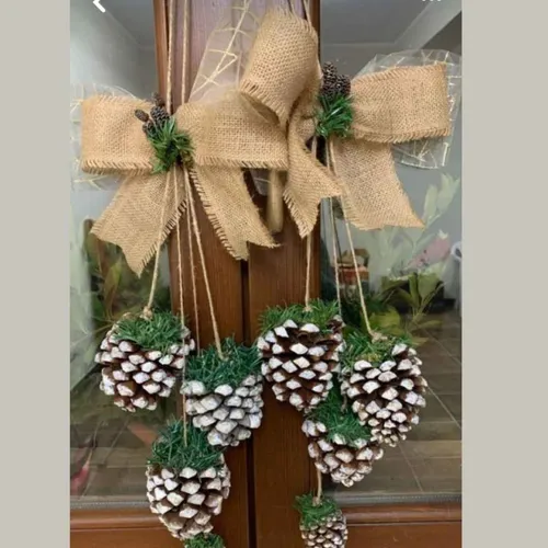 decorar natal com pinhas barato