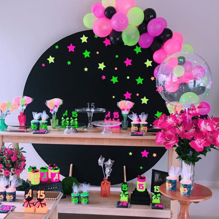 quanto custa decorar festa 15 anos simples