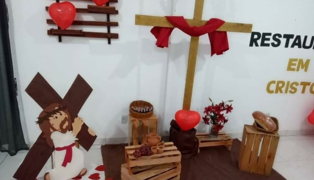 Ideias Criativas de Decoração DIY para Eventos Específicos na Igreja