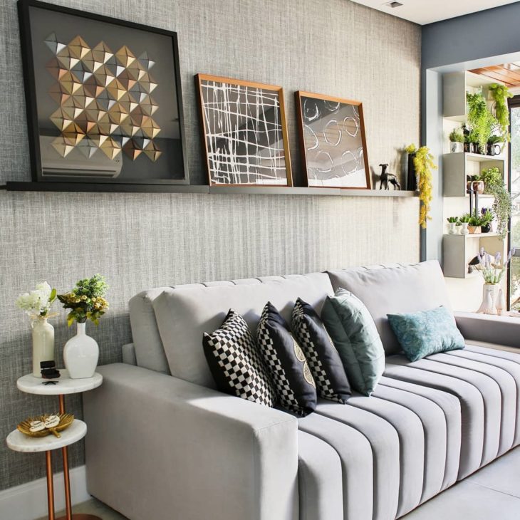 Espelhos na Decoração da Sala: Dicas para Ampliar e Iluminar