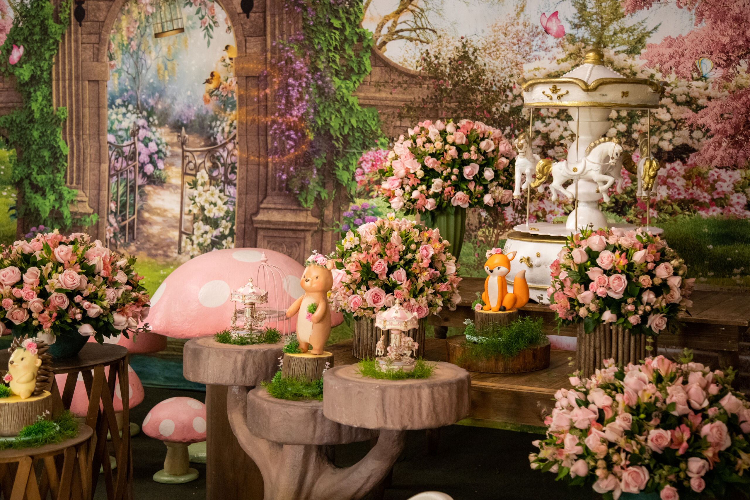 ideias de decoração jardim encantado para festa de 1 ano