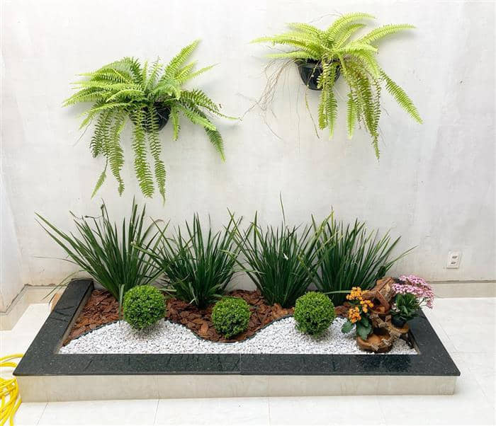jardim pequeno e simples