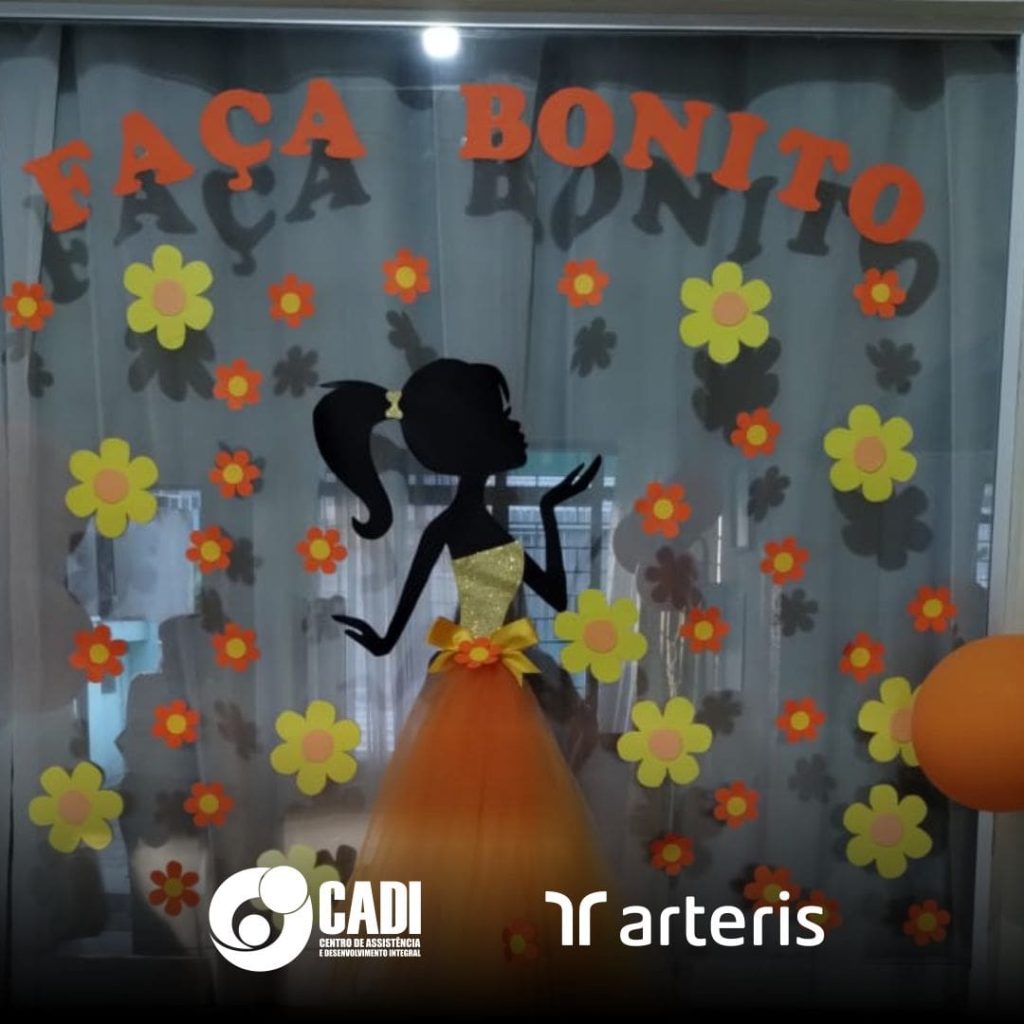 maio laranja decoração