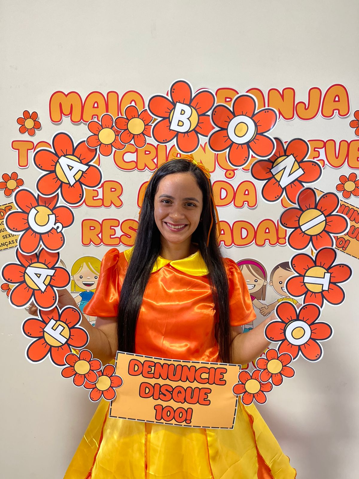 ideias criativas decoração maio laranja escolas