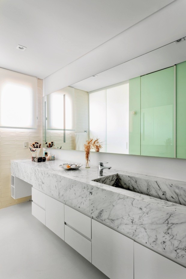 marmore branco carrara