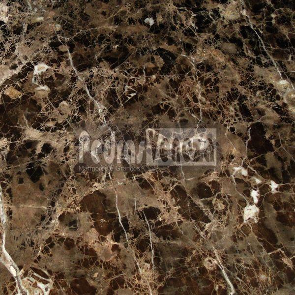 marmore marrom