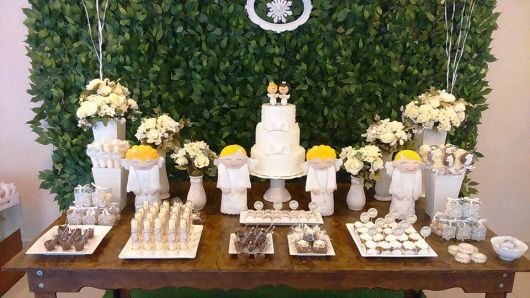 Mesa de batizado para menina