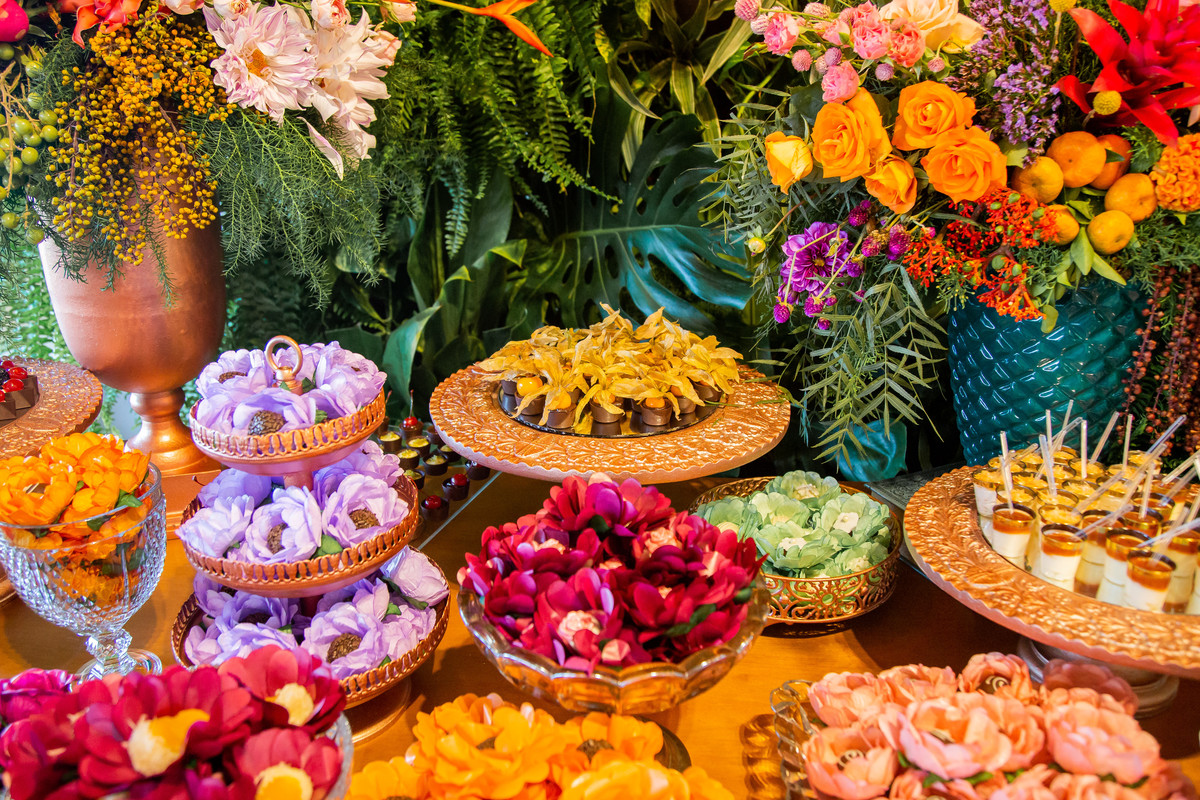 mesa de doces simples para casamento