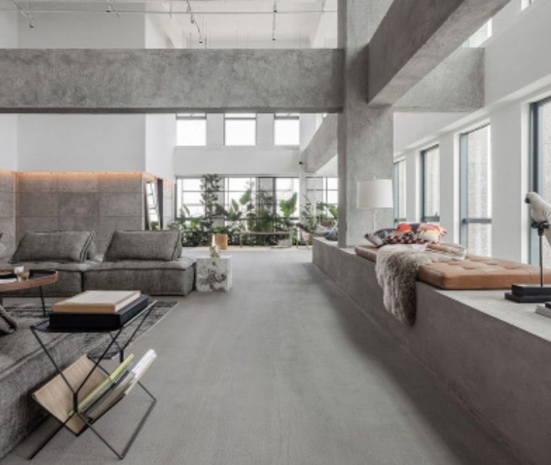 Cimento Queimado vs. Microcimento: Qual o Melhor para Sua Reforma?