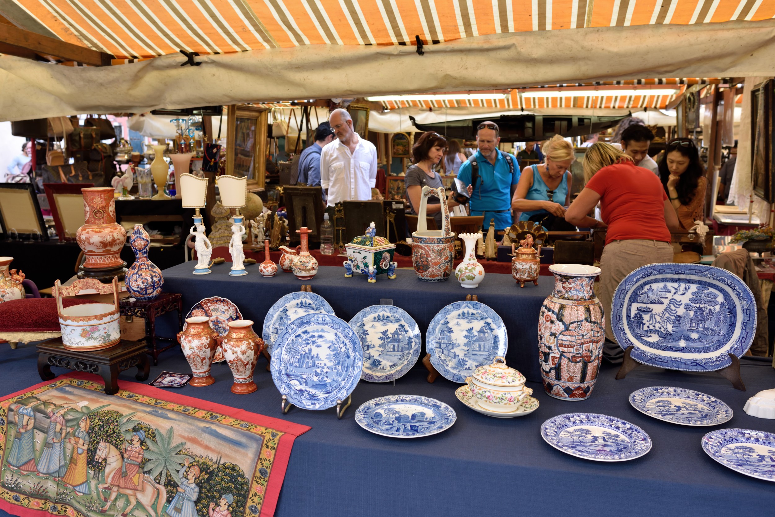 moveis de antiquario