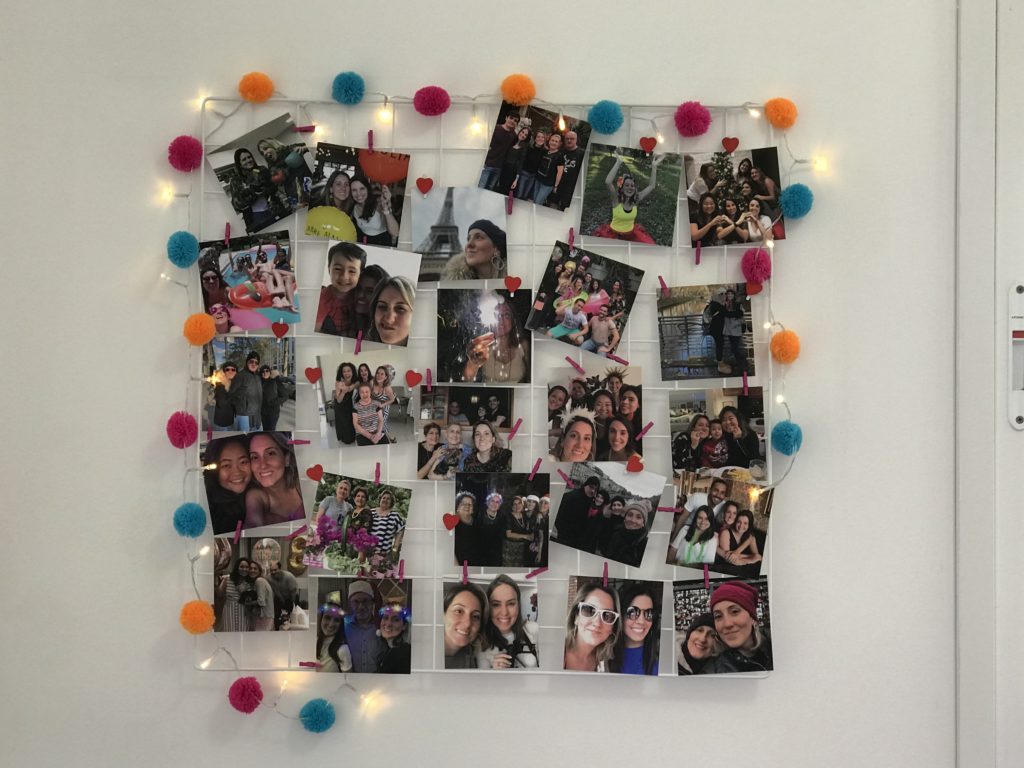 mural de fotos com espelhos