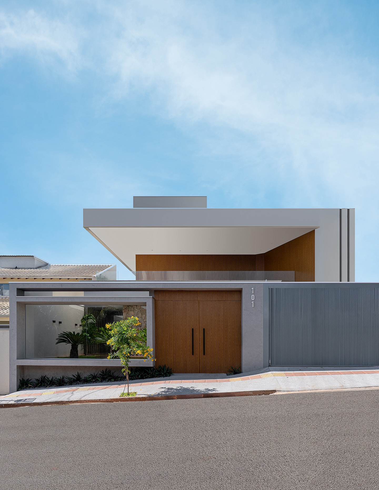 Proteção de muro residencial