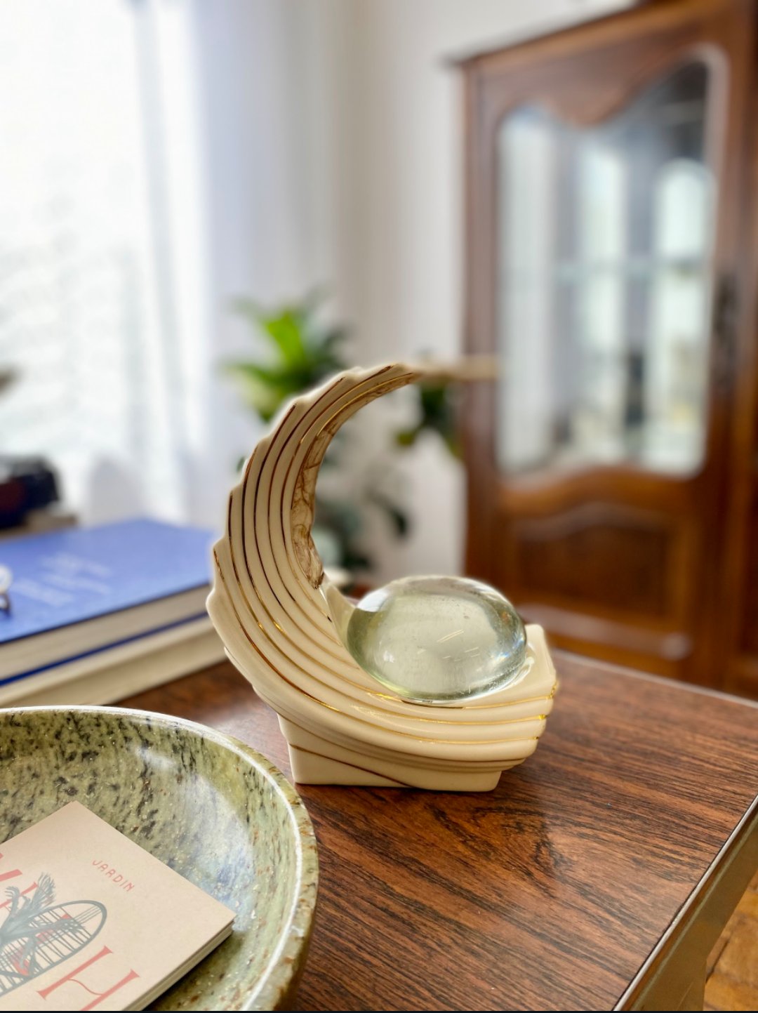 Guia Completo de Cores para Decoração em 2026: Azul Puro e Verde Oliva; Como Escolher Vasos Decorativos: Tipos