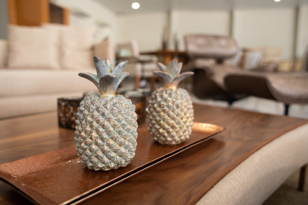 Guia Completo de Cores para Decoração em 2026: Azul Puro e Verde Oliva; Como Escolher Vasos Decorativos: Tipos