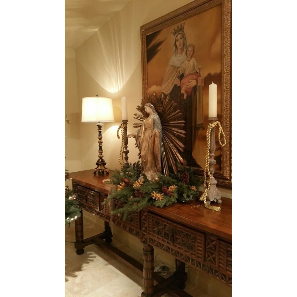 oratório de madeira vs oratório de resina