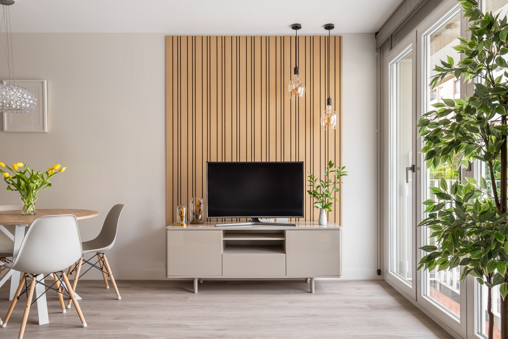 ideias de painel ripado para sala de tv pequena