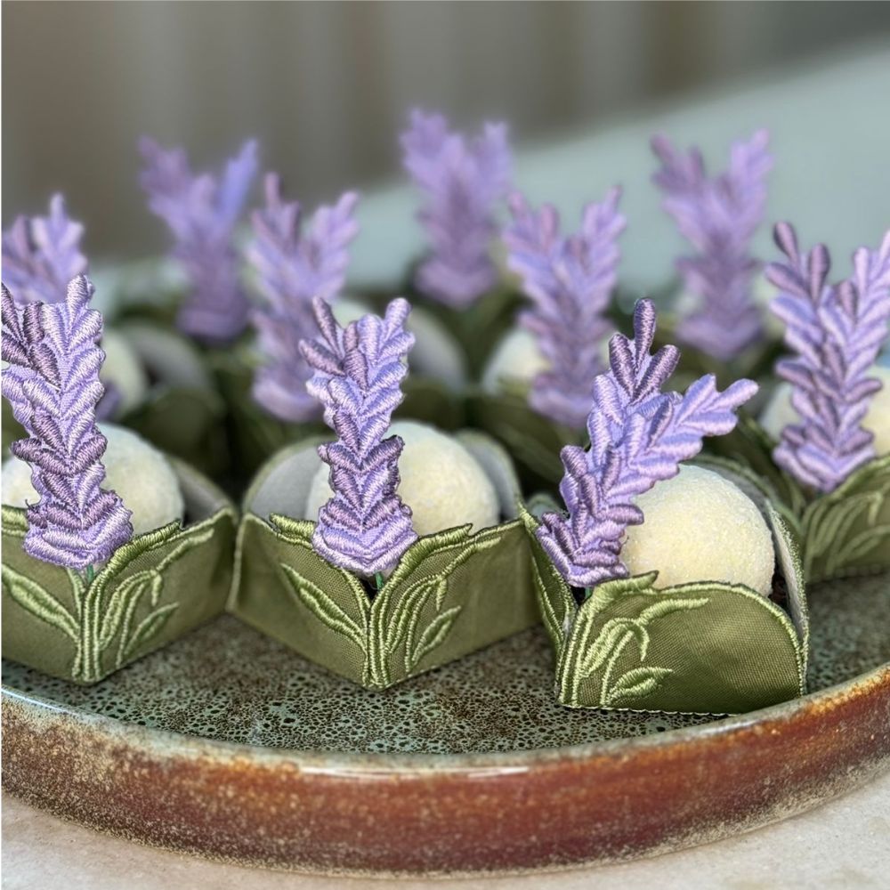 ideias de decoração com paleta lavanda para festas