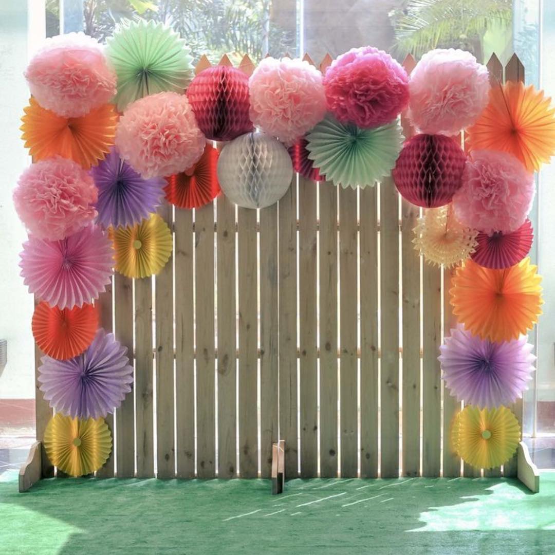 Painéis e Cortinas de Papel Crepom: Crie Cenários Vibrantes para seu Arraiá