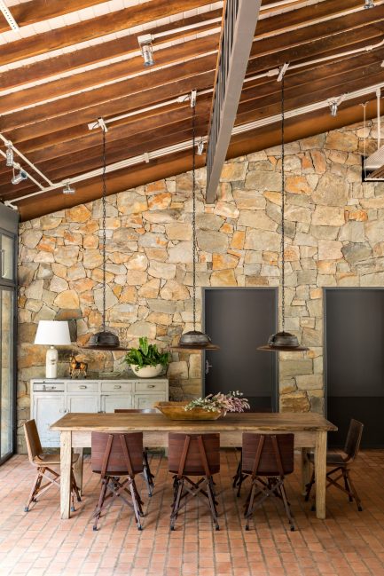 quanto custa uma parede de pedra natural na sala