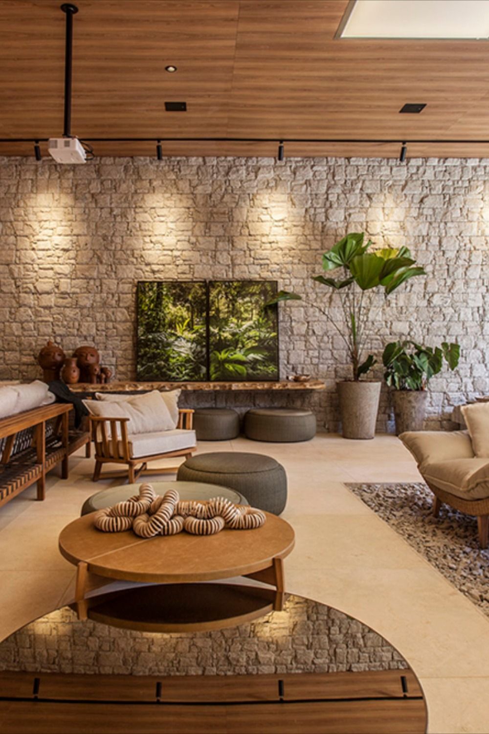 erros comuns ao instalar parede de pedra na sala