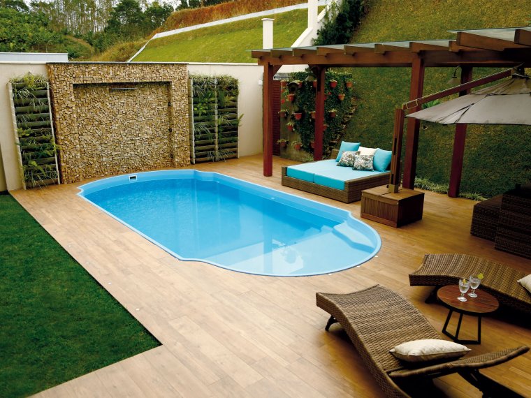 piscina com tanning ledge