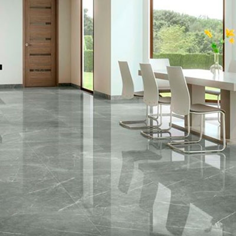 piso porcelanato cinza