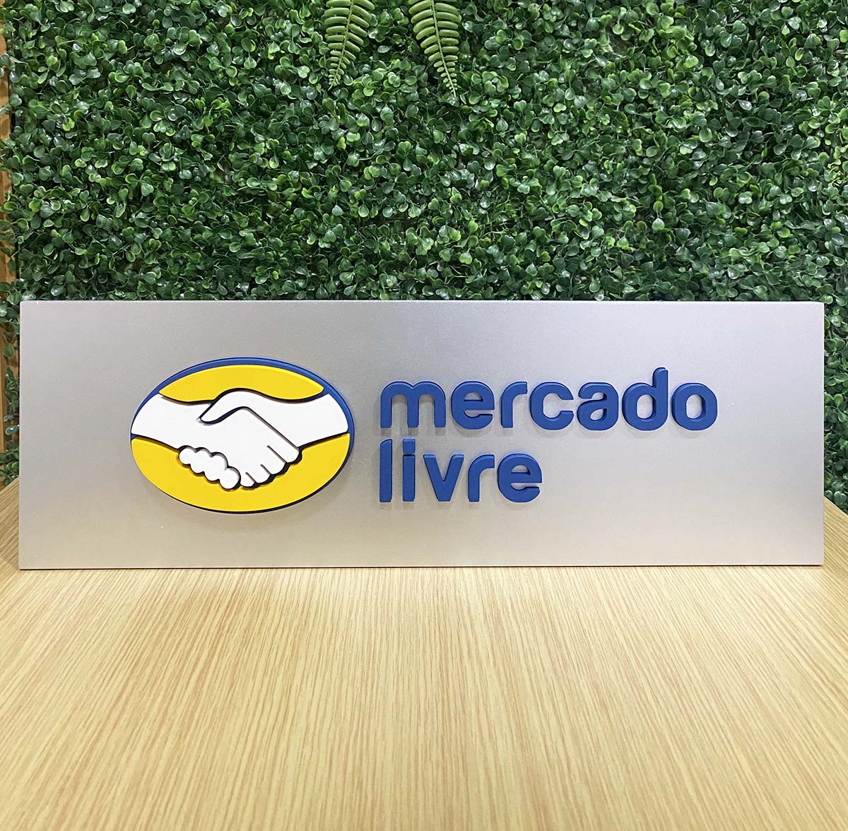 erros comuns ao escolher plaquinhas decorativas