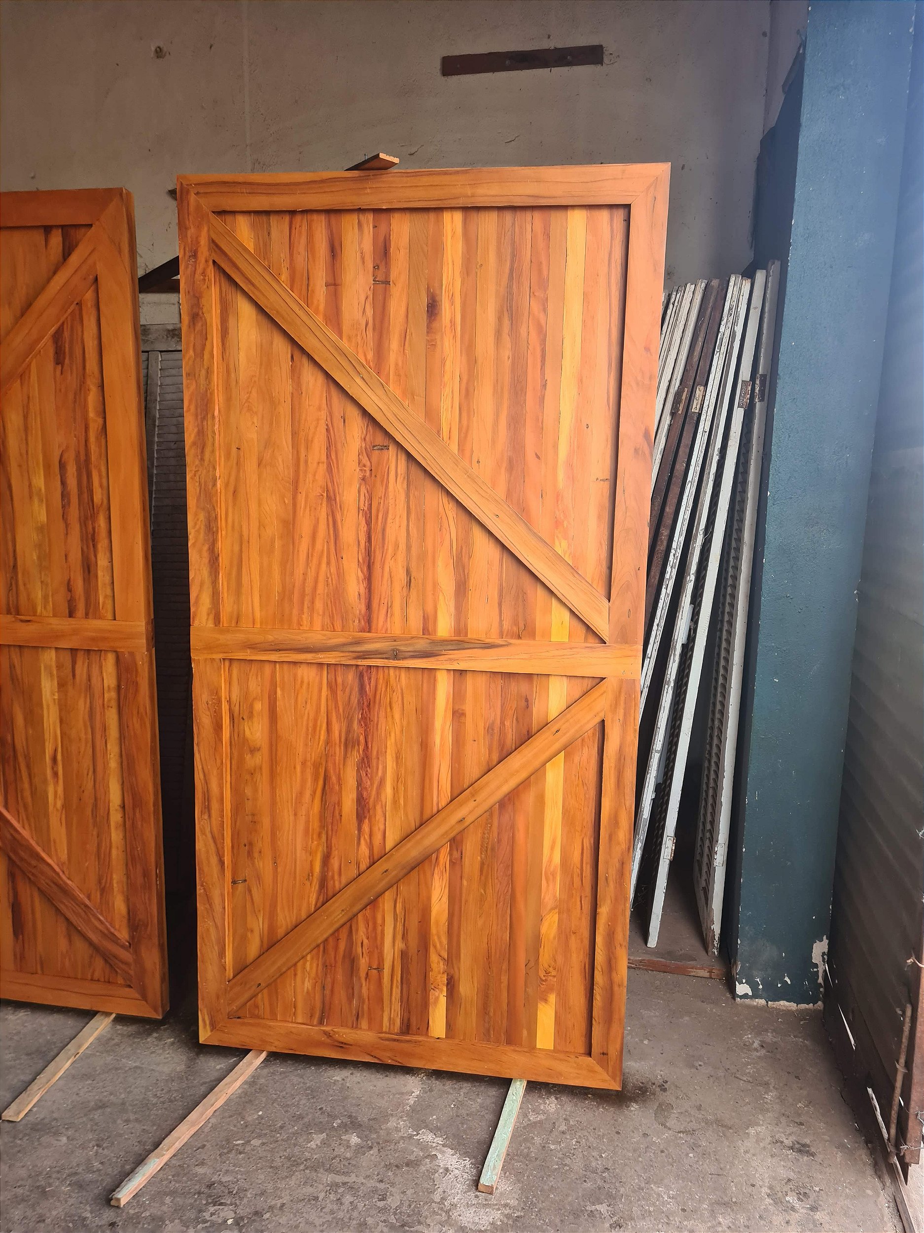Porta celeiro rústica madeira de demolição