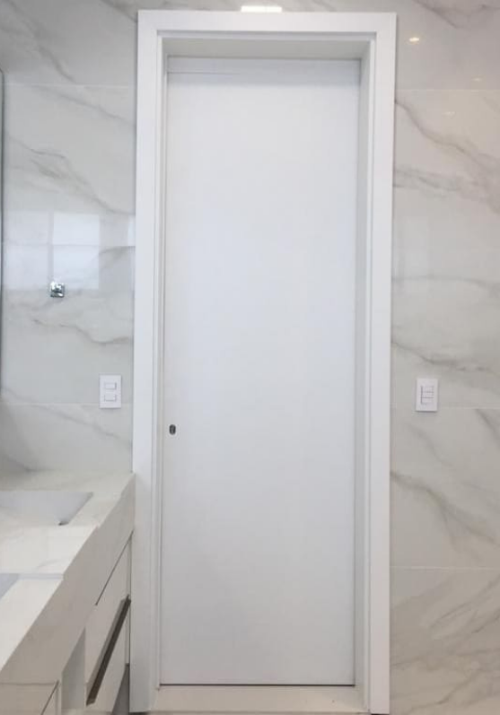 Porta de Correr de Vidro Jateado para Banheiro: Preços e Vantagens