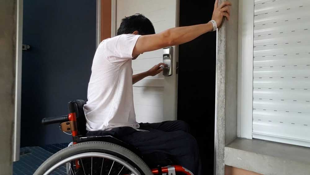 Porta de Correr de PVC para Banheiro: A Opção Mais Econômica?